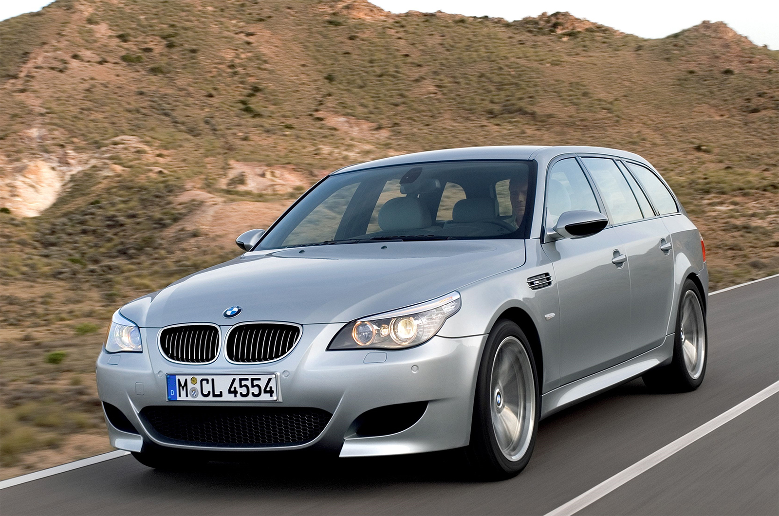 BMW M5 E60 (2005)