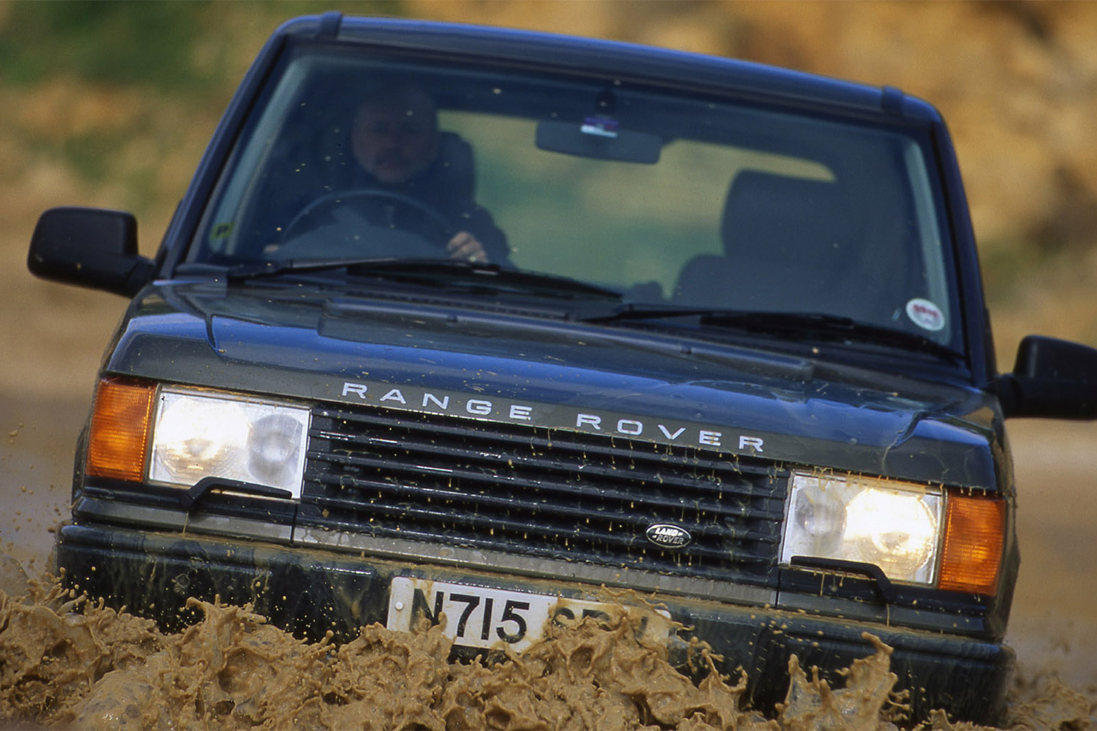 Range Rover P38A 1994 - hero front