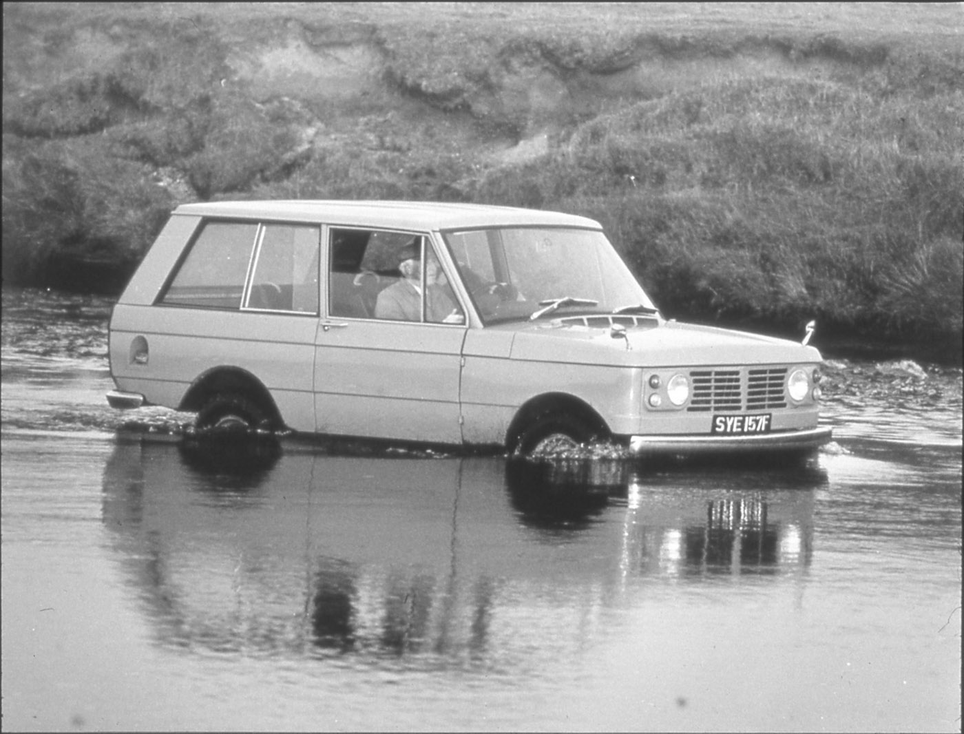 100-inch Station Wagon 1967 - static front