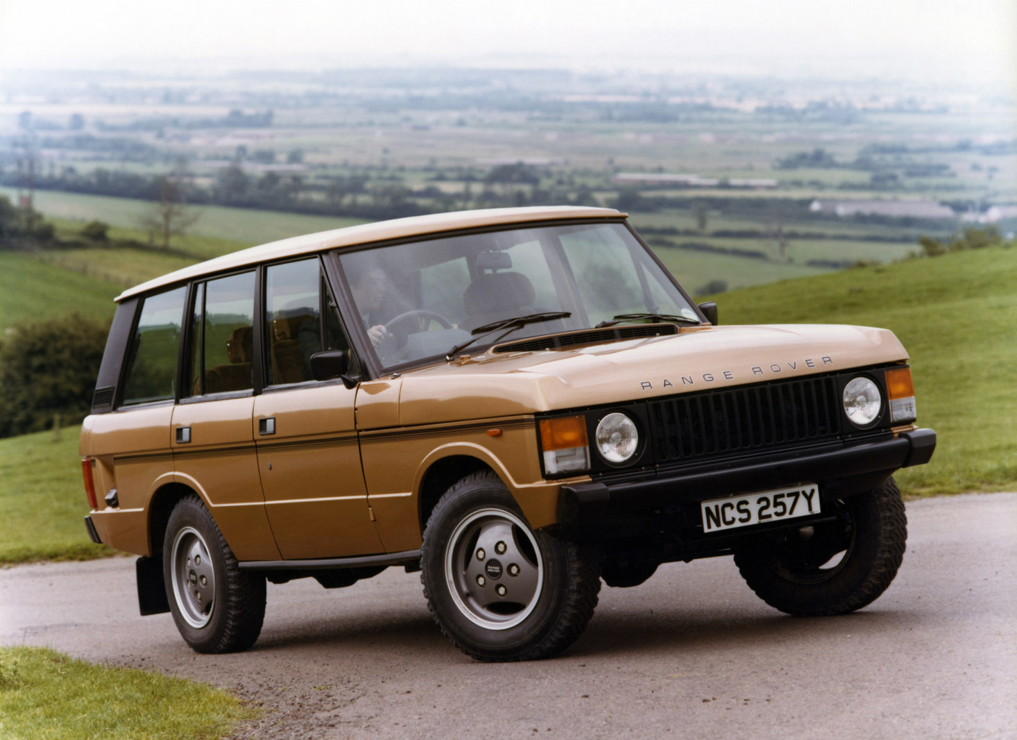 Range Rover In Vogue 1981 - static front