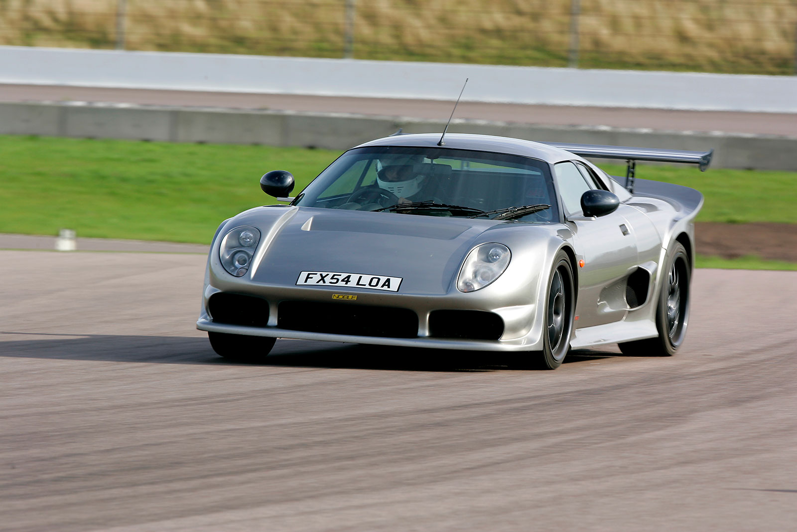 Noble M12