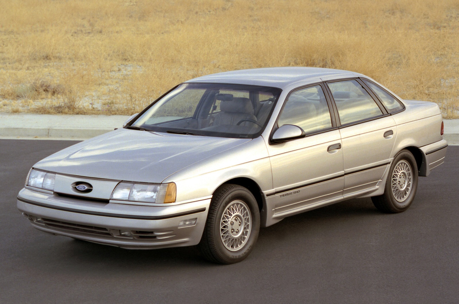 Ford Taurus (1986)