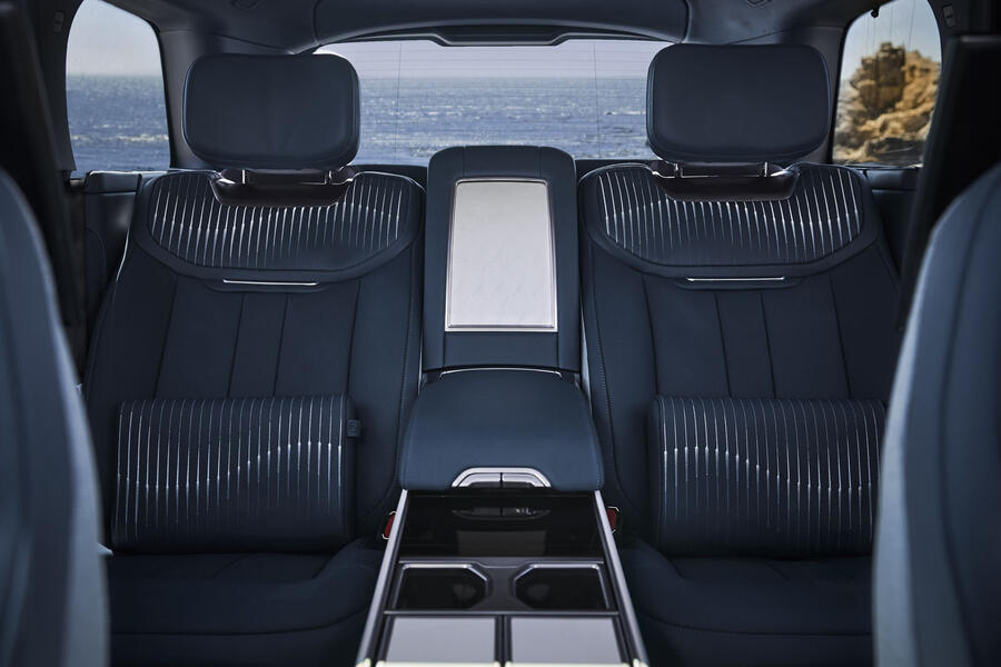 Range Rover SV Asilomar – interior