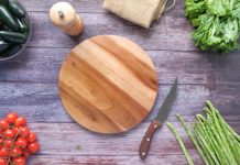 Why should you opt for solid wood materials in the kitchen? 
