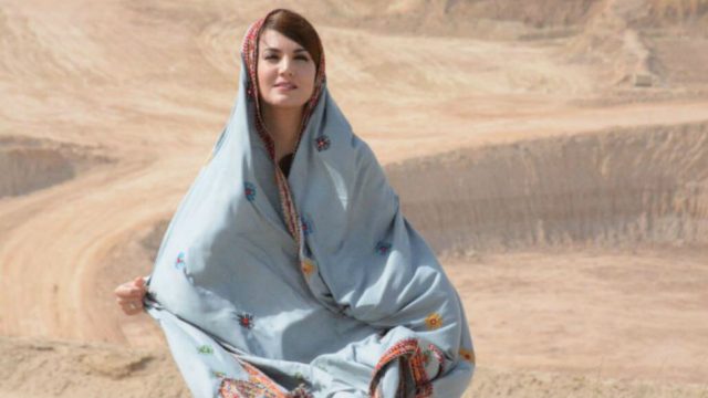 Reham Khan unhappy with Bushra Maneka's hijab Reham Khan