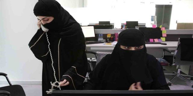 Saudi women to start own business without male permission permission