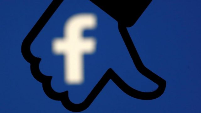 Investigations began for Facebook data scandal (2) Scandal