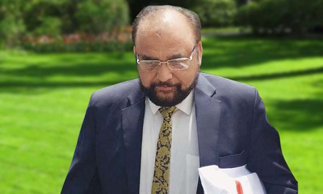 JIT head Wajid Zia records his testimony in the accountability court testimony
