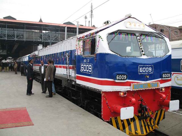 Pakistan Railways on the right track Railways