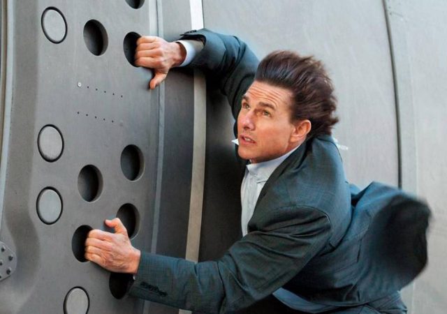Tom Cruise jumped 25,000ft from Plane in Abu Dhabi for his movie ‘Fallout’ Tom Cruise