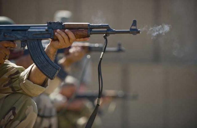 Six dead after militants attack Pakistan border posts Six