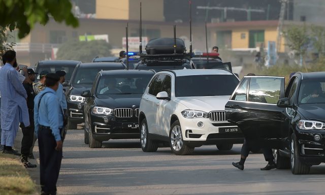 SC bars politicians from using State vehicles for election campaigns election