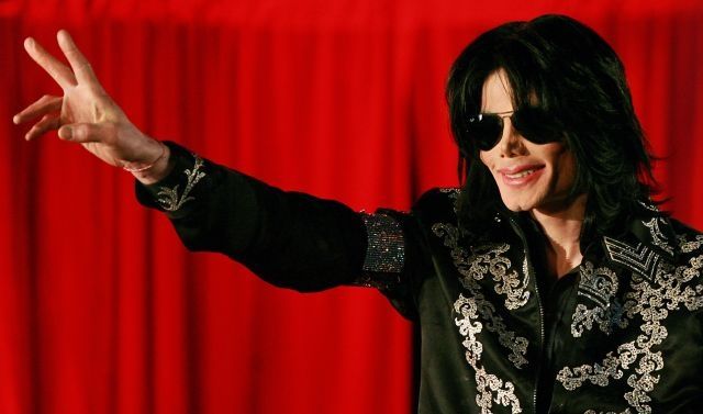 Michael Jackson was Knee-Deep in Debt: Reports