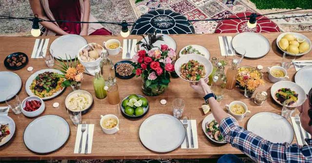 Essentials for Iftar Foods for you to satisfy your fast Iftar