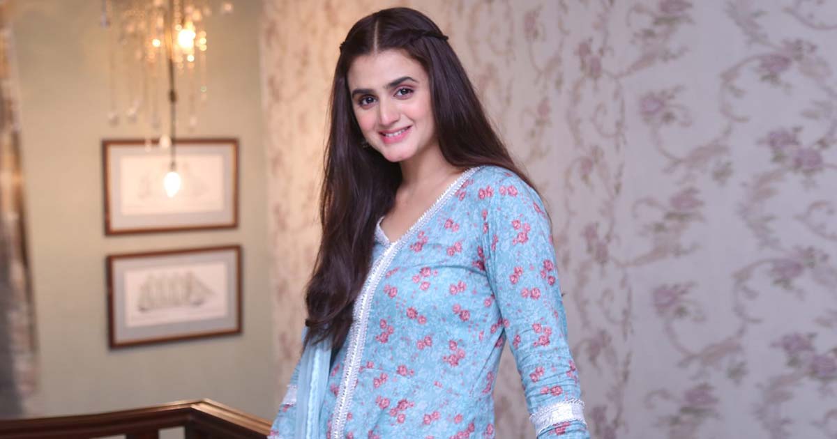 Hira Mani gets zero response from audience at her London concert - Global Village Space