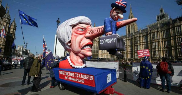 Talks to end Brexit deadlock collapse Brexit