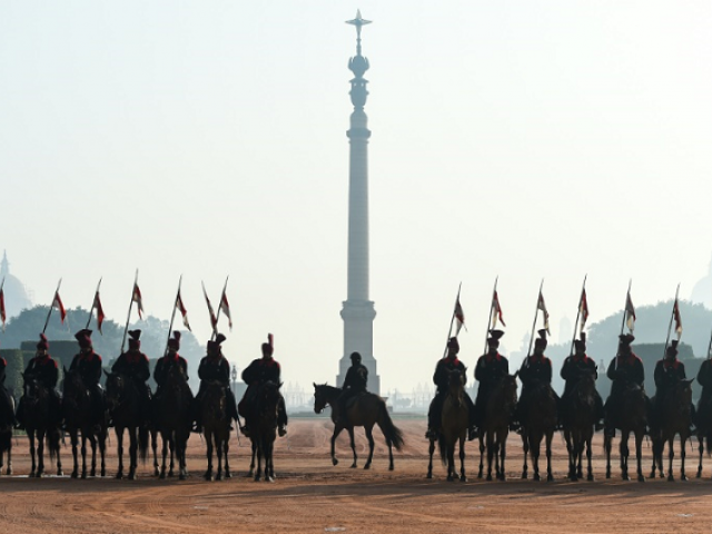 all-the-presidents-men-on-parade-with-indias-elite-bodyguards