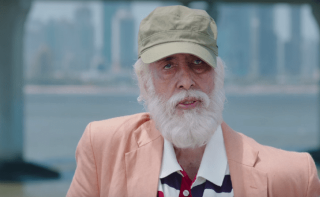 amitabh-bachchan-rishi-kapoor-bring-a-weird-father-son-combo-on-screen