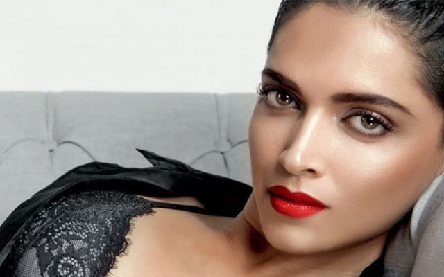 bollywood-superstar-deepika-turns-32