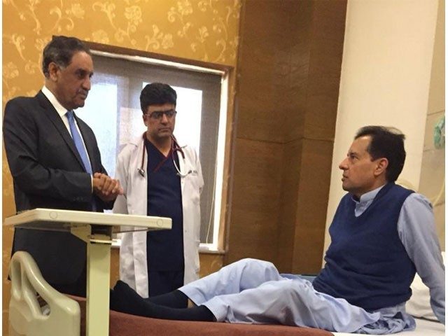 captain-safdar-at-it-again
