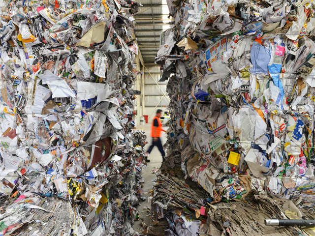 china-plastic-waste-ban-throws-global-recycling-into-chaos