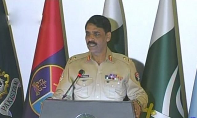 civil-military-relations-on-social-media-has-pakistan-turned-into-a-laughing-stock-for-the-world