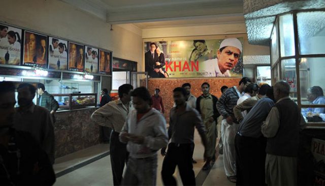 government-restricts-screening-of-indian-movies-in-pakistan