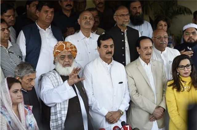 Grand opposition alliance ready to challenge Imran&#39;s next government - Global Village Space