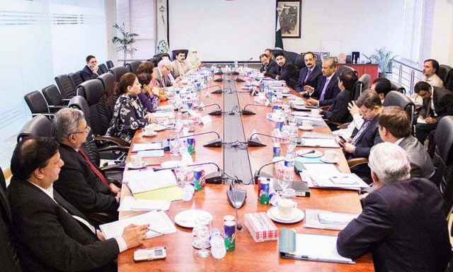 illegal-media-practices-prevail-in-pakistan-pemra-takes-notice