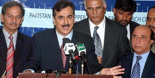 imran-khan-mocks-sharif-for-playing-good-cop-bad-cop