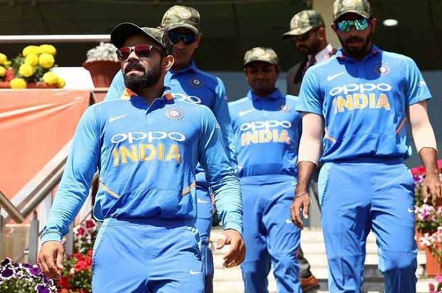 india-politicising-sports-fawad-condemns-cricketers-wearing-army-caps