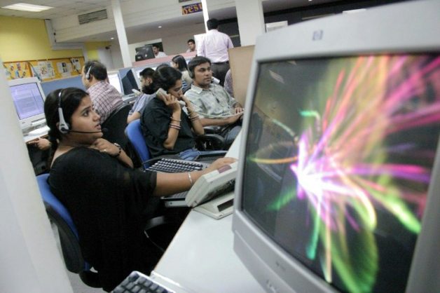 indian-extradited-to-us-from-singapore-in-call-center-fraud