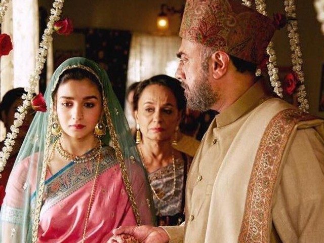 indian-motion-pictures-producers-association-retains-ban-on-pakistani-artists