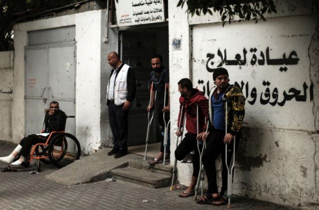 israeli-gunfire-in-spotlight-after-hundreds-wounded-in-gaza
