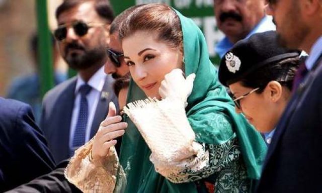 maryam-nawaz-to-join-politics-officially-by-contesting-2018-elections-no-more-a-housewife