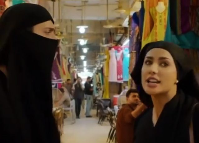 mehwish-hayat-says-female-harrasment-not-linked-to-way-women-dress