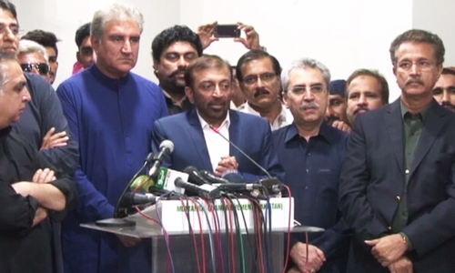mqm-p-a-difficult-ally-decides-to-back-the-pti-led-government-in-the-center