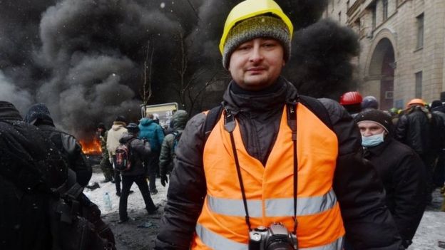 murder-of-anti-kremlin-war-reporter-shocks-russians
