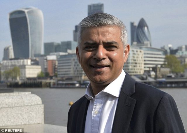 pakistani-origin-mayor-displays-whats-best-about-his-city-london