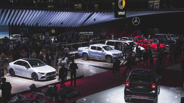 pakistans-auto-industry-off-to-a-spectacular-start-in-2018