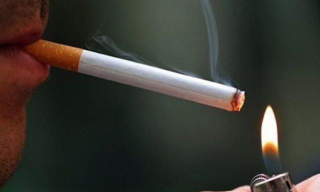 pakistans-cigarette-industry-booming-as-millions-suffer-from-diseases