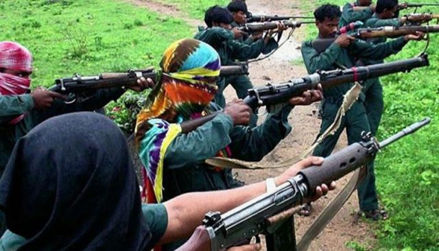 police-search-forests-in-india-after-21-maoist-rebels-killed
