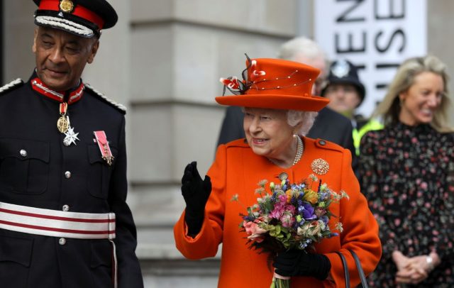 queen-elizabeth-makes-first-instagram-post