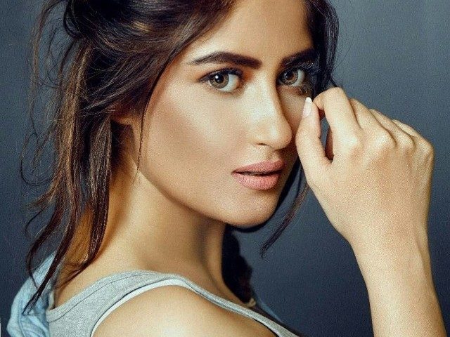 sajal-aly-slammed-for-endorsing-a-fairness-cream