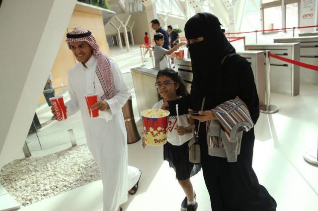 saudi-fashion-week-part-of-reform-agenda-to-lure-investors