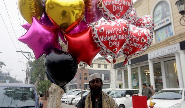 sisters-day-can-university-of-faisalabad-reform-valentines-day