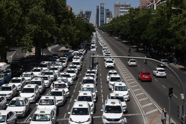spain-taxi-strike-against-uber-to-continue