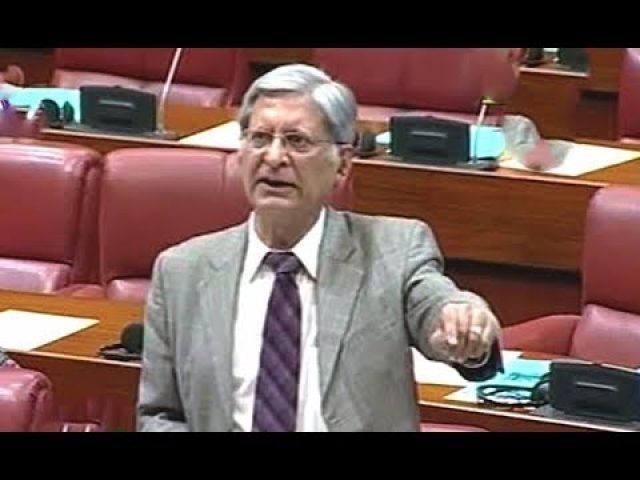 thunderous-farewell-speech-by-aitzaz-ahsan