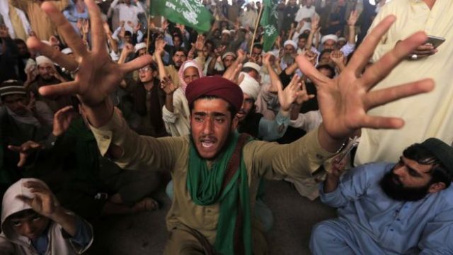 who-did-pakistanis-support-in-asia-bibis-case