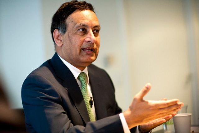 why-hussain-haqqani-is-considered-a-traitor-by-pakistanis